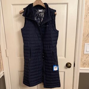 Columbia Women's Dark Blue Quilted Vest size Small